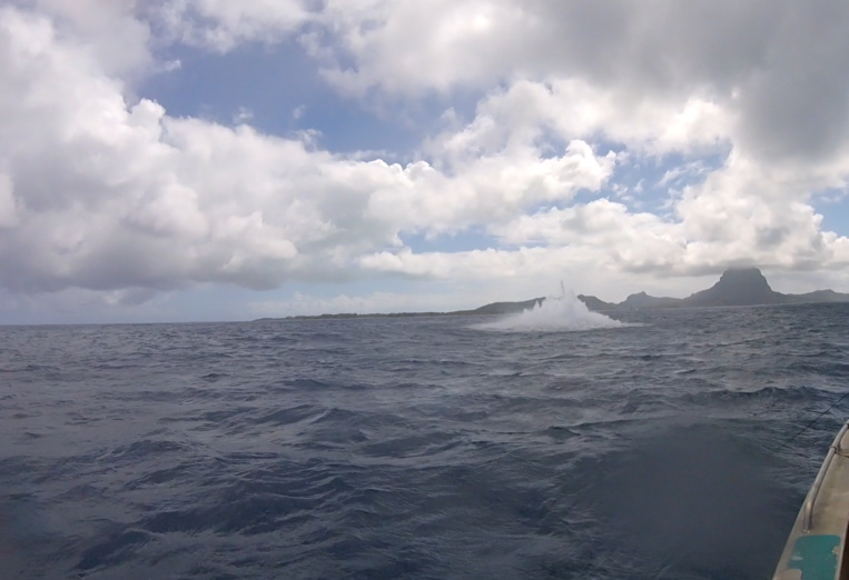 Quatre obus ont déjà été détruits au large de Bora Bora. (Photo : Marine nationale)