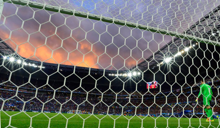 Angleterre - Deux buts, un bébé: triplé spécial pour un joueur de D3 Angleterre - Deux buts, un bébé: triplé spécial pour un joueur de D3