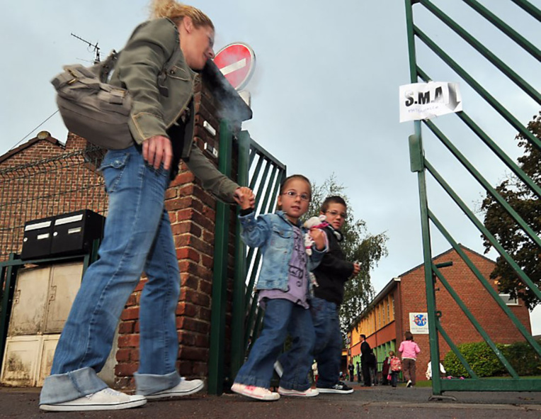 Le débat sur la garde alternée relancé par une proposition de loi Modem Le débat sur la garde alternée relancé par une proposition de loi Modem