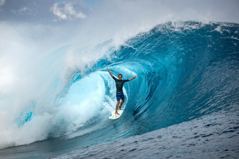 Kauli Vaast aussi à l'aise en beach break qu'au récif Kauli Vaast aussi à l'aise en beach break qu'au récif