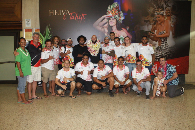 L’ancien capitaine des All Blacks DJ FORBES est arrivé mercredi soir