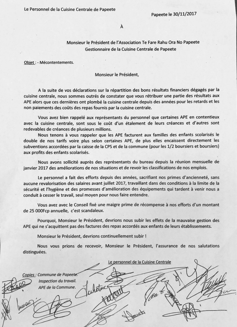 Courrier du personnel en grève au président de l'association en charge de la Cuisine centrale. Courrier du personnel en grève au président de l'association en charge de la Cuisine centrale.
