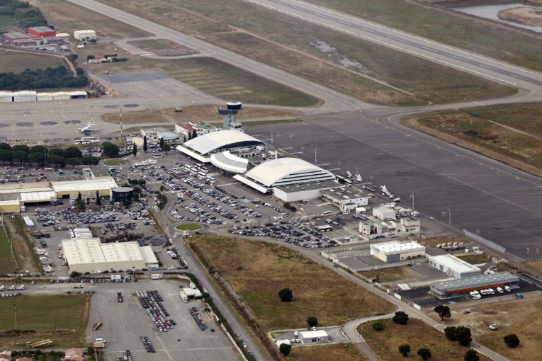 Un mort et deux blessés dans une fusillade près de l'aéroport de Bastia Un mort et deux blessés dans une fusillade près de l'aéroport de Bastia