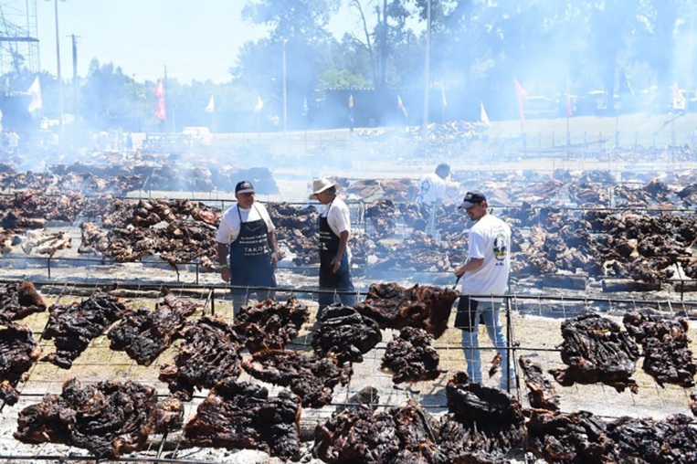 L'Uruguay bat le record du plus grand barbecue au monde L'Uruguay bat le record du plus grand barbecue au monde