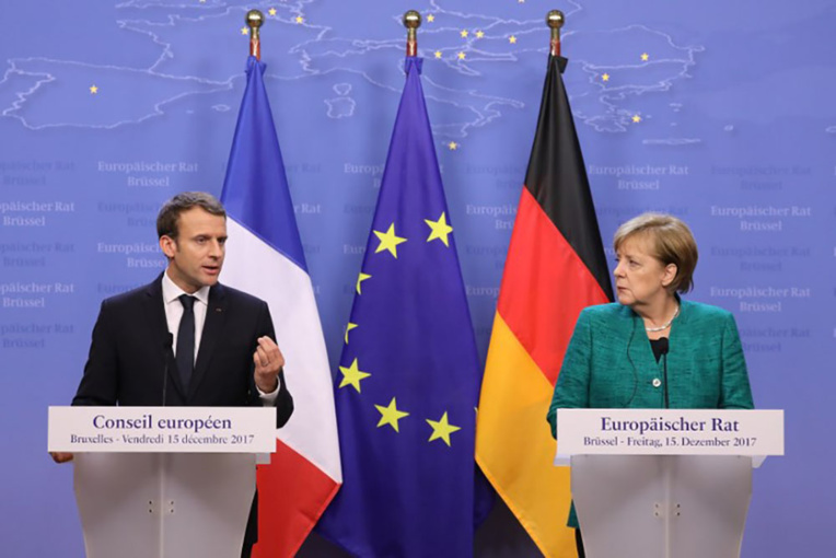 Brexit: feu vert à des discussions commerciales, le plus dur commence