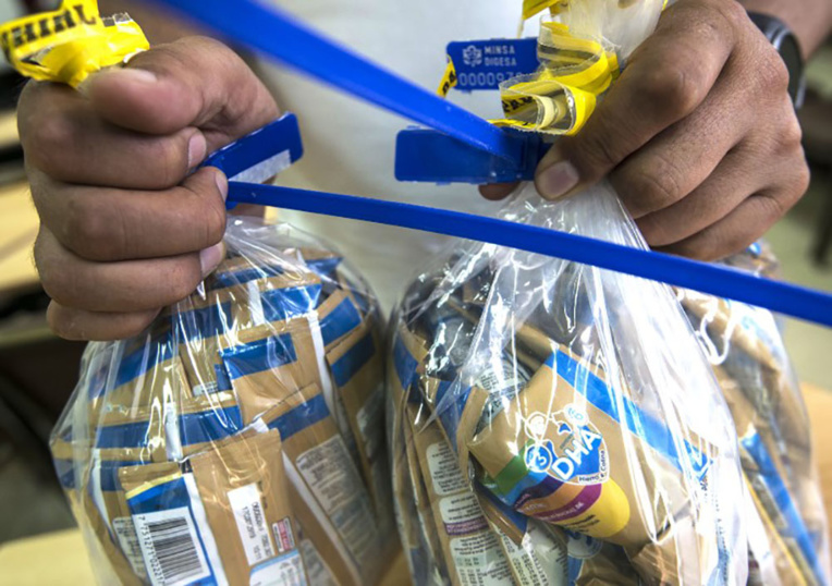 Salmonelle: un total de 625 lots de laits infantiles rappelés, dépôt de plainte lundi