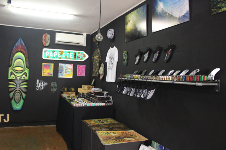 Neuf artistes ouvrent les portes d'un pop-up store de 4 jours Neuf artistes ouvrent les portes d'un pop-up store de 4 jours