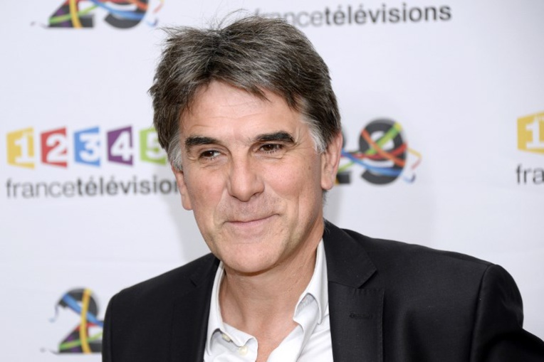 Blague de Tex sur les femmes battues: Charlie entre dans le débat Blague de Tex sur les femmes battues: Charlie entre dans le débat