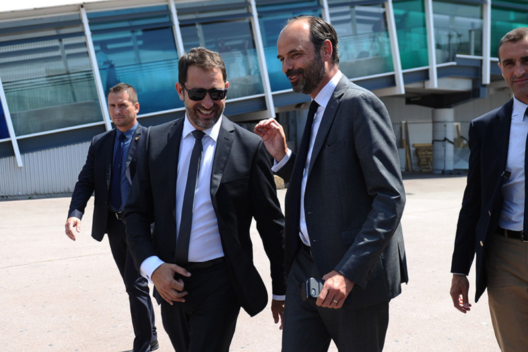 Édouard Philippe "assume" le coût de son Tokyo-Paris malgré la polémique Édouard Philippe "assume" le coût de son Tokyo-Paris malgré la polémique