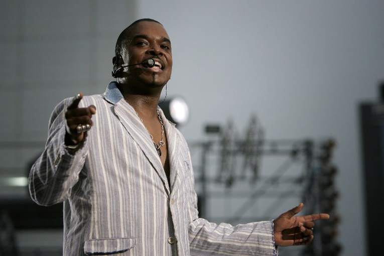 L'humoriste Anthony Kavanagh bloqué en Nouvelle-Calédonie après une embolie pulmonaire L'humoriste Anthony Kavanagh bloqué en Nouvelle-Calédonie après une embolie pulmonaire