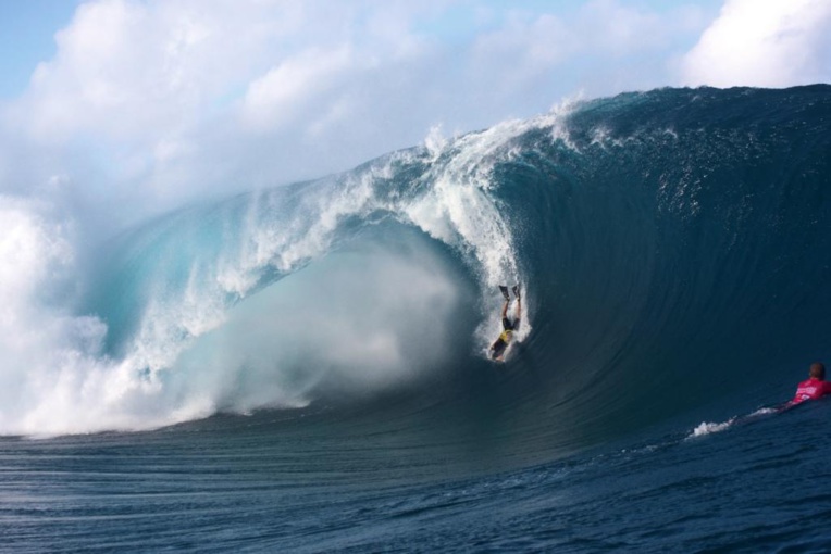 Florian Rey, 17 ans, photographe officiel du Waterman Tahiti Tour