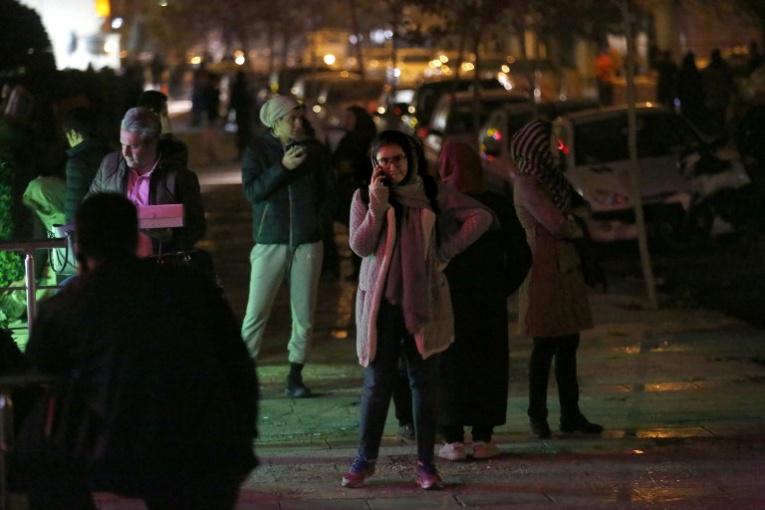 Iran: deux morts, une centaine de blessés dans un nouveau séisme Iran: deux morts, une centaine de blessés dans un nouveau séisme