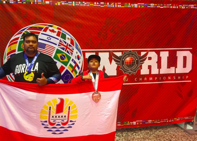 Gendarmes et champions de jiu-jitsu Gendarmes et champions de jiu-jitsu