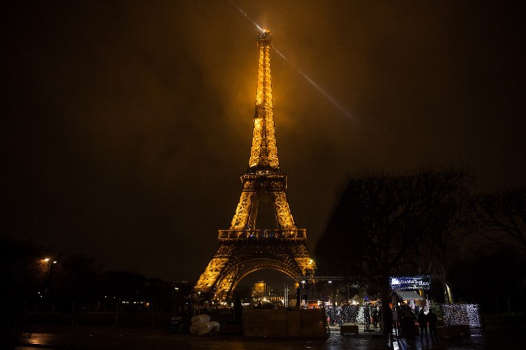 Week-end de Noël: 7.000 policiers mobilisés par la préfecture de police Week-end de Noël: 7.000 policiers mobilisés par la préfecture de police