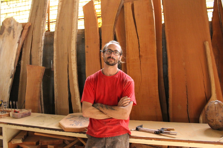 Matthieu Gauthier, fondateur de Fenua Wood. Matthieu Gauthier, fondateur de Fenua Wood.