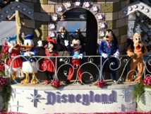 USA: plusieurs attractions de Disneyland évacuées après une panne de courant