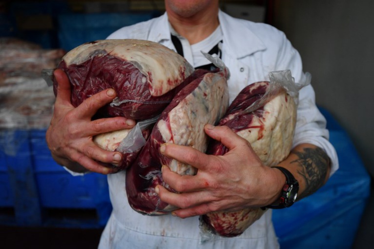 La Chine va lever son embargo sur le boeuf français "dans les six mois" La Chine va lever son embargo sur le boeuf français "dans les six mois"