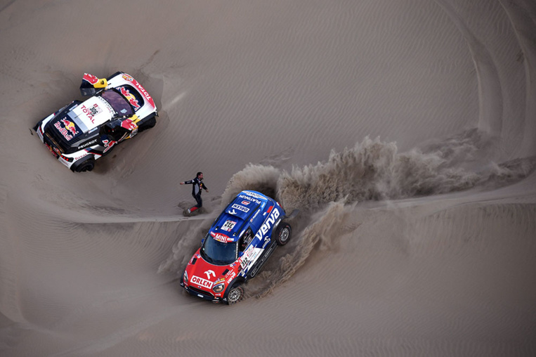 Dakar-2018 - Loeb stoppé net par le désert Dakar-2018 - Loeb stoppé net par le désert