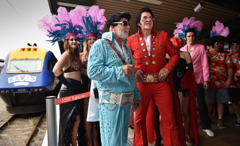 Australie: les fans d'Elvis fêtent son anniversaire