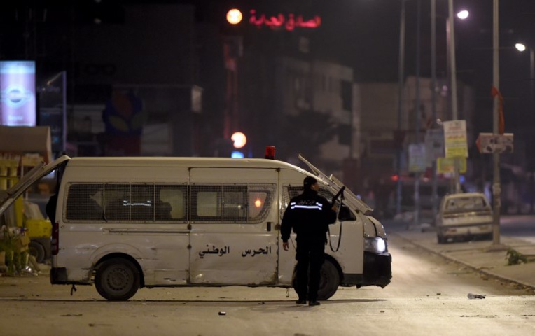 La Tunisie théâtre de nouveaux heurts, des centaines d'arrestations La Tunisie théâtre de nouveaux heurts, des centaines d'arrestations
