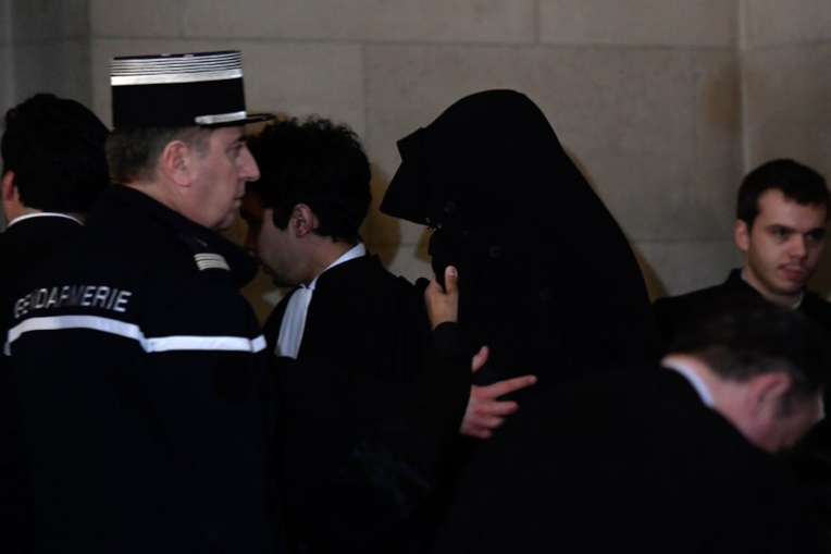 Jawad Bendaoud, "logeur" de jihadistes du 13-Novembre, face à la justice Jawad Bendaoud, "logeur" de jihadistes du 13-Novembre, face à la justice