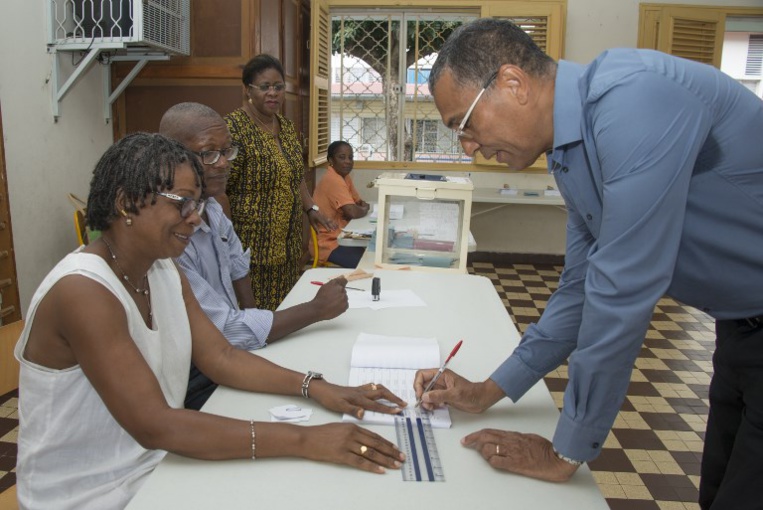 Consultation populaire en Guyane après la grande crise sociale