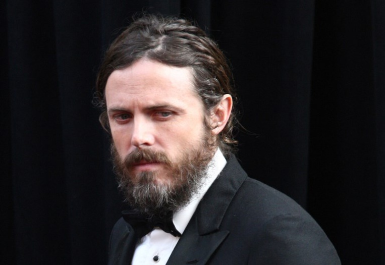 Casey Affleck renonce à remettre l'Oscar de la meilleure actrice Casey Affleck renonce à remettre l'Oscar de la meilleure actrice