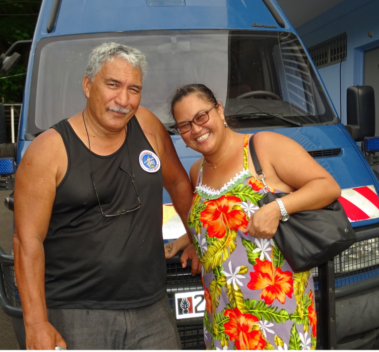 Il remercie les gendarmes qui lui ont sauvé la vie Il remercie les gendarmes qui lui ont sauvé la vie