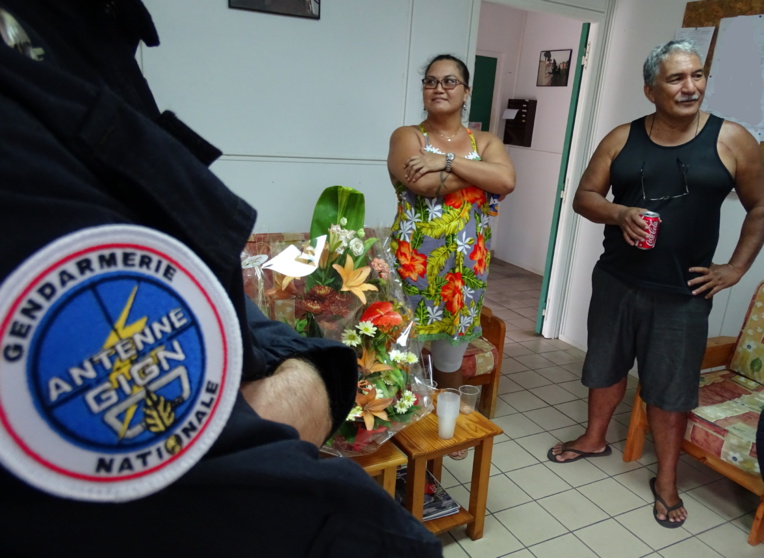 Il remercie les gendarmes qui lui ont sauvé la vie Il remercie les gendarmes qui lui ont sauvé la vie