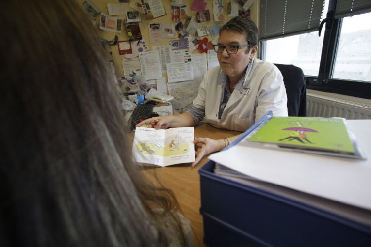 Le suicide, deuxième cause de mortalité chez les ados en France métropolitaine