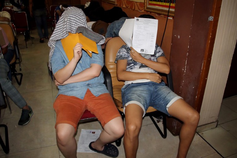 Indonésie: pressions pour interdire l'homosexualité et les relations sexuelles hors mariage Indonésie: pressions pour interdire l'homosexualité et les relations sexuelles hors mariage