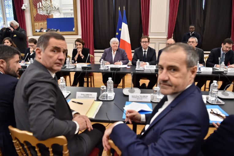 Corse: une réunion "constructive" à Paris malgré les soubresauts de l'affaire Pieri