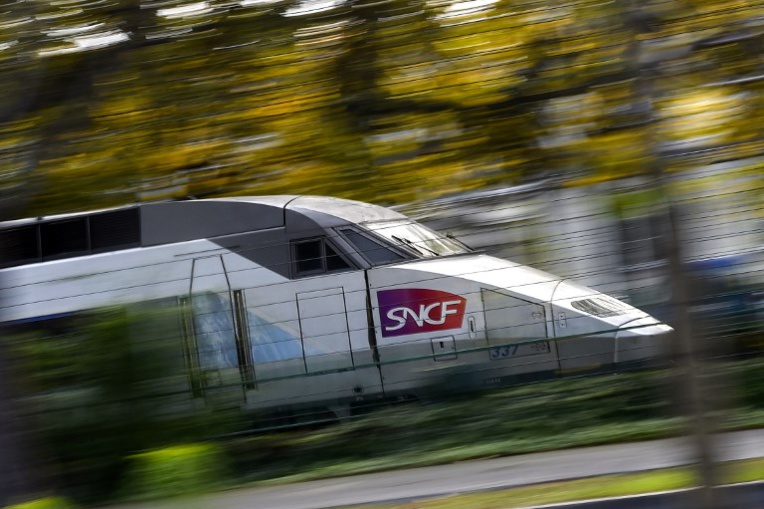 SNCF: un rapport au gouvernement évoque la fin du statut des cheminots à l'embauche SNCF: un rapport au gouvernement évoque la fin du statut des cheminots à l'embauche