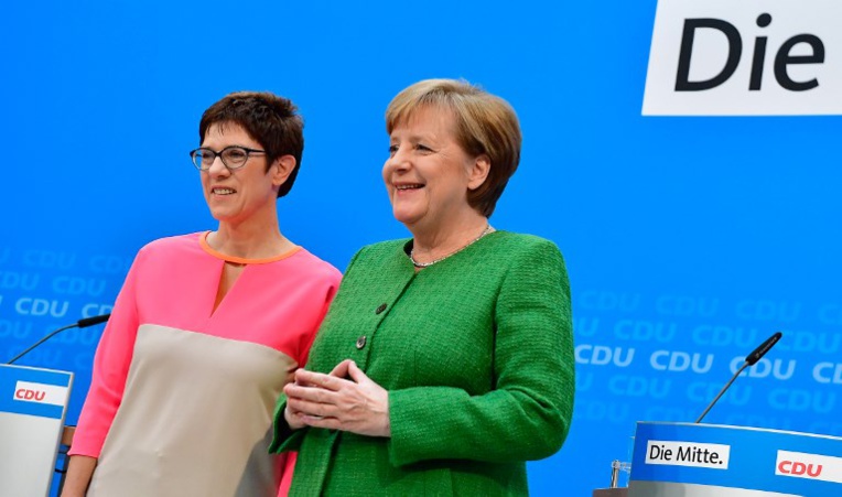 Angela Merkel prépare sa succession en Allemagne Angela Merkel prépare sa succession en Allemagne