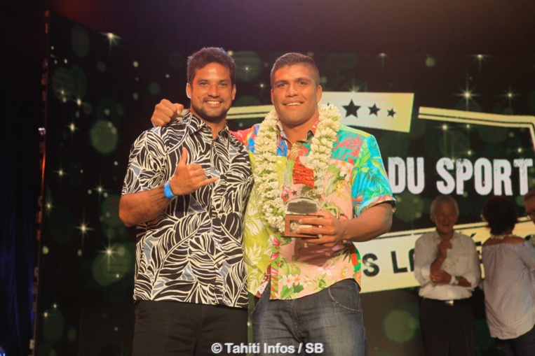 Henri Burns avec Michel Bourez, parrain des Trophées du sport 2018