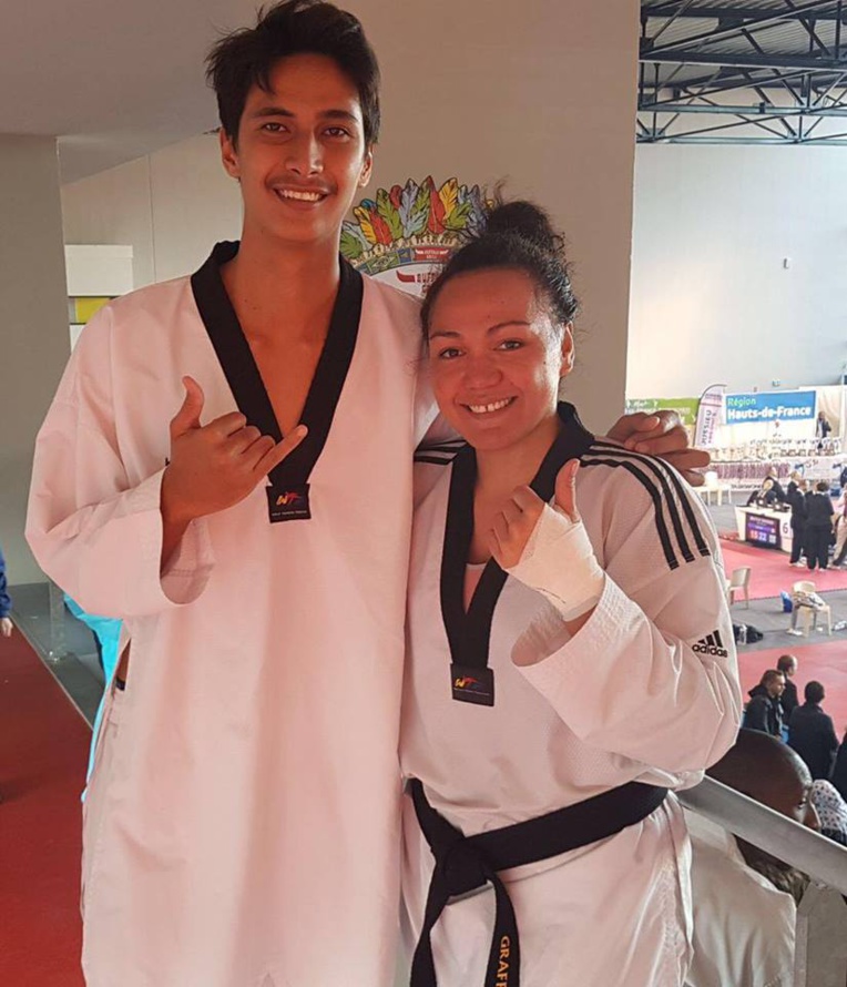 Anne Caroline Graffe apporte son soutien au jeune Tuarai Her