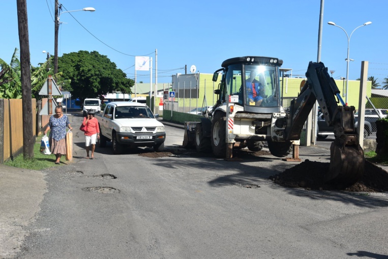 Faa'a refait enfin la route de Heiri Faa'a refait enfin la route de Heiri