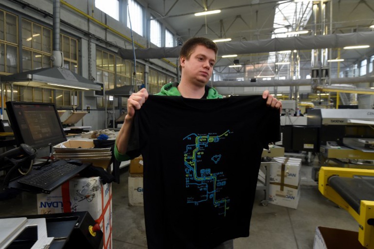 Un écolier tchèque autiste devient designer à succès