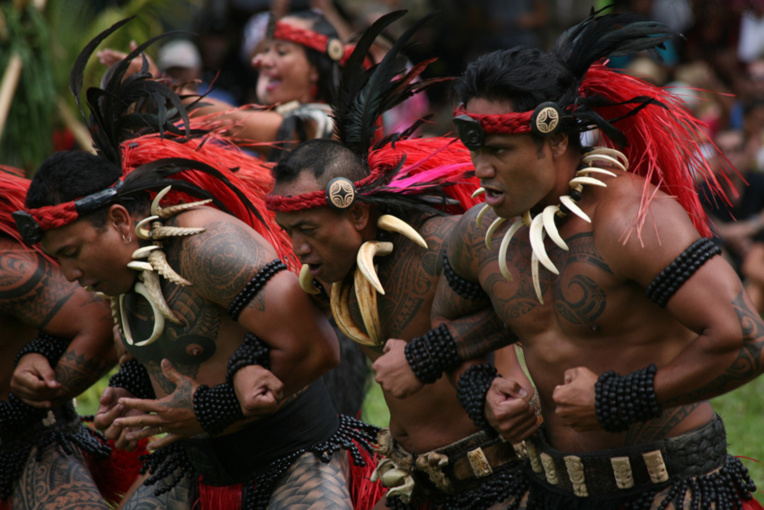 Ivoires des Marquises (ou la renaissance d’un art) Ivoires des Marquises (ou la renaissance d’un art)