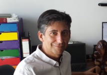 Cinq artistes polynésiens exposés à Paris Cinq artistes polynésiens exposés à Paris