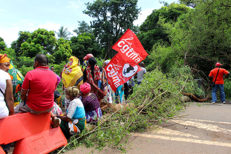 Girardin à Mayotte pour tenter de trouver une issue à la crise