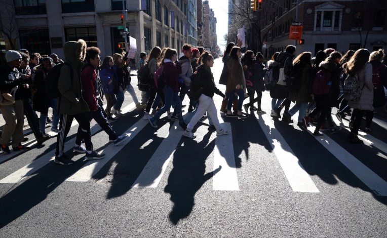 "Plus jamais ça": le cri des élèves américains contre les armes "Plus jamais ça": le cri des élèves américains contre les armes