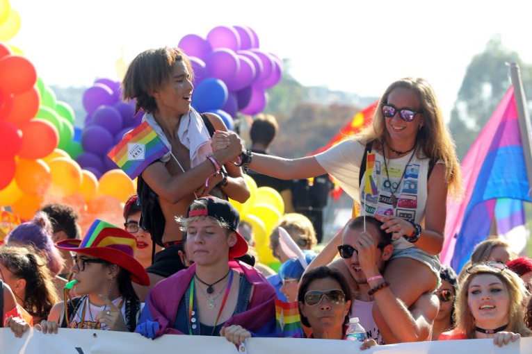 58% des Français favorables à la PMA pour les couples de femmes 58% des Français favorables à la PMA pour les couples de femmes