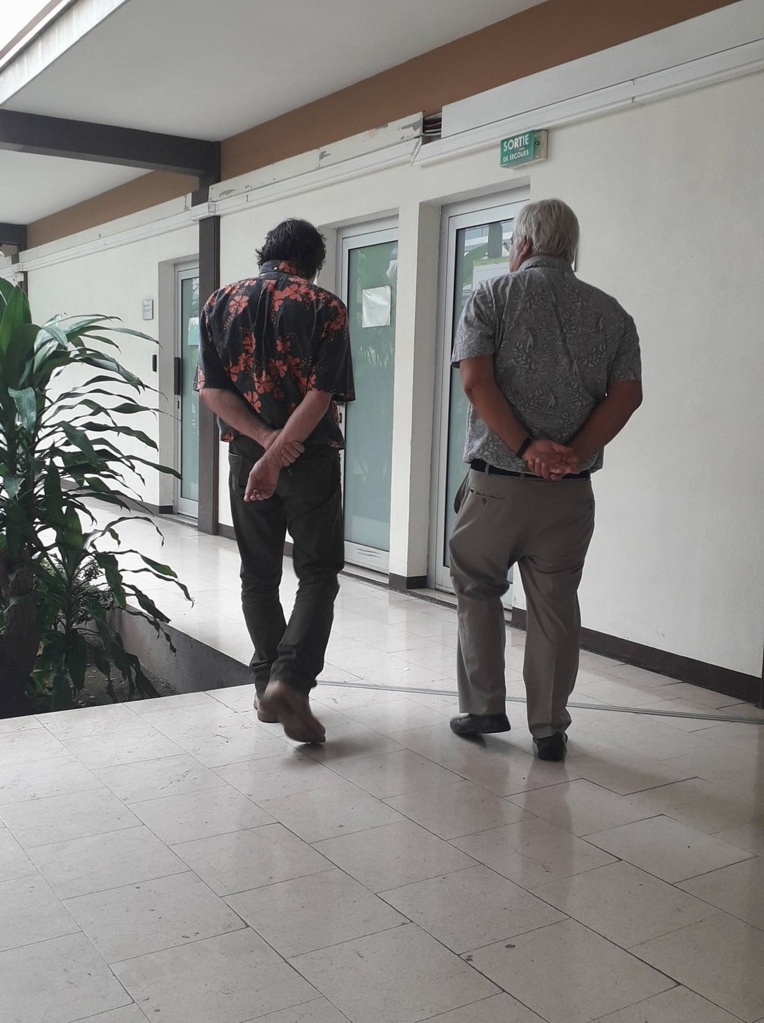 Motel Papa Raymond: dix mises en examen dont celle d'un chef d'entreprise pour viol et proxénétisme Motel Papa Raymond: dix mises en examen dont celle d'un chef d'entreprise pour viol et proxénétisme