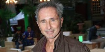 Thierry Lhermitte révèle son tatouage de Tahiti (vidéo) Thierry Lhermitte révèle son tatouage de Tahiti (vidéo)