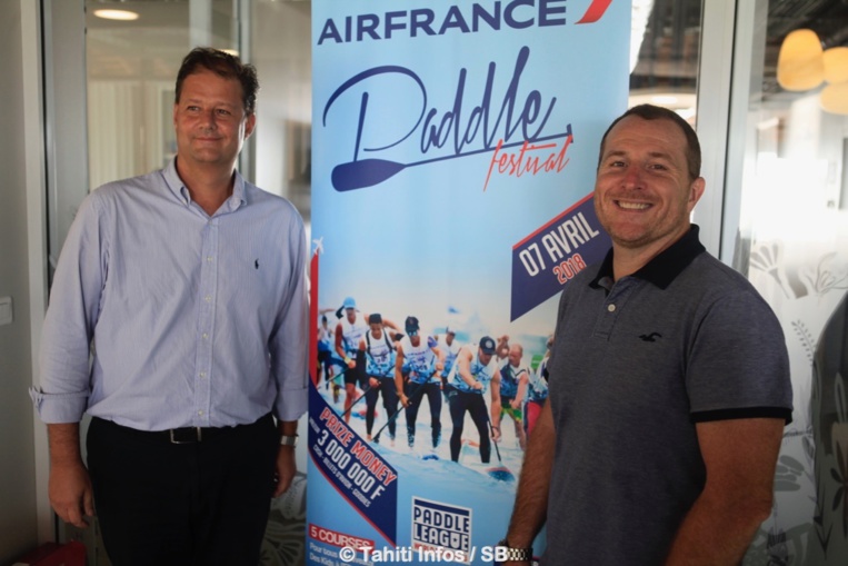 Alex Hervet, directeur régional d'Air France et Jérôme Loisel