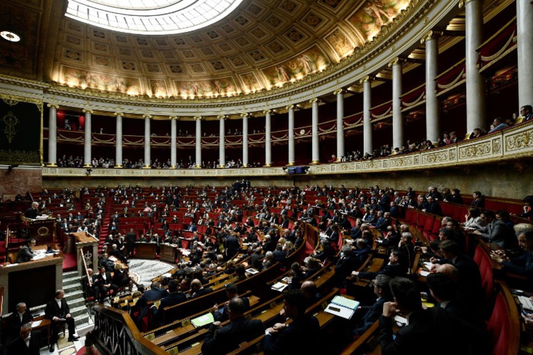 Nelle-Calédonie: le Parlement adopte définitivement le projet de loi sur le corps électoral