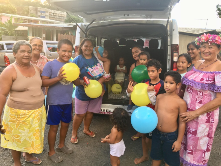 Lundi soir, l'utilbus communal s'est rendu dans le quartier de Fautaua Val. Lundi soir, l'utilbus communal s'est rendu dans le quartier de Fautaua Val.