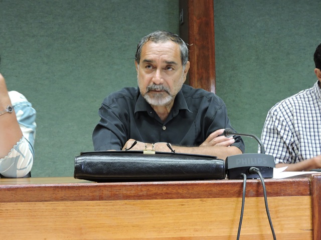 Territoriales : Angélo Frébault appelle à voter Tahoera'a