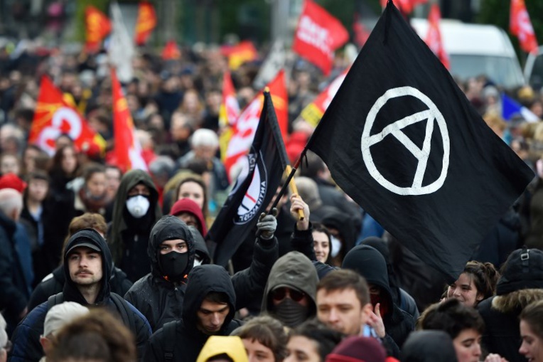 Macron passe jeudi son premier test social d'envergure Macron passe jeudi son premier test social d'envergure